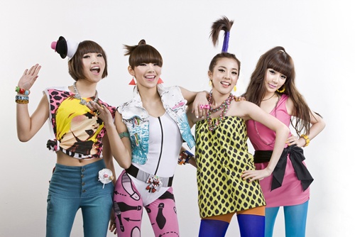 2NE1-2NE1-Lollipop